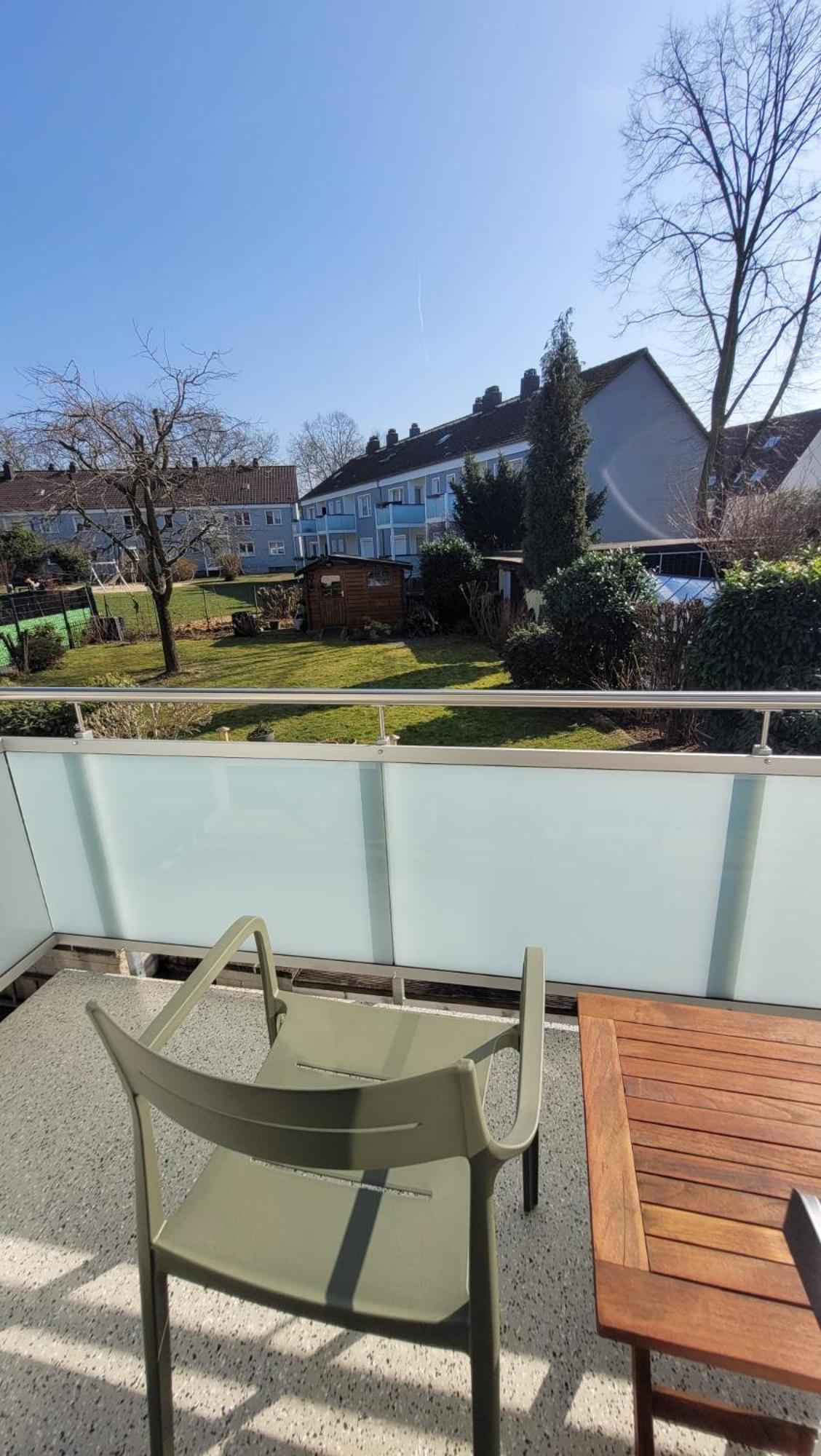 Ruhig Gelegene 2-Zi Fewo, Wallbox, Balkon Essen Eksteriør billede